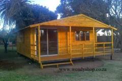 K1600_Logcabin24332